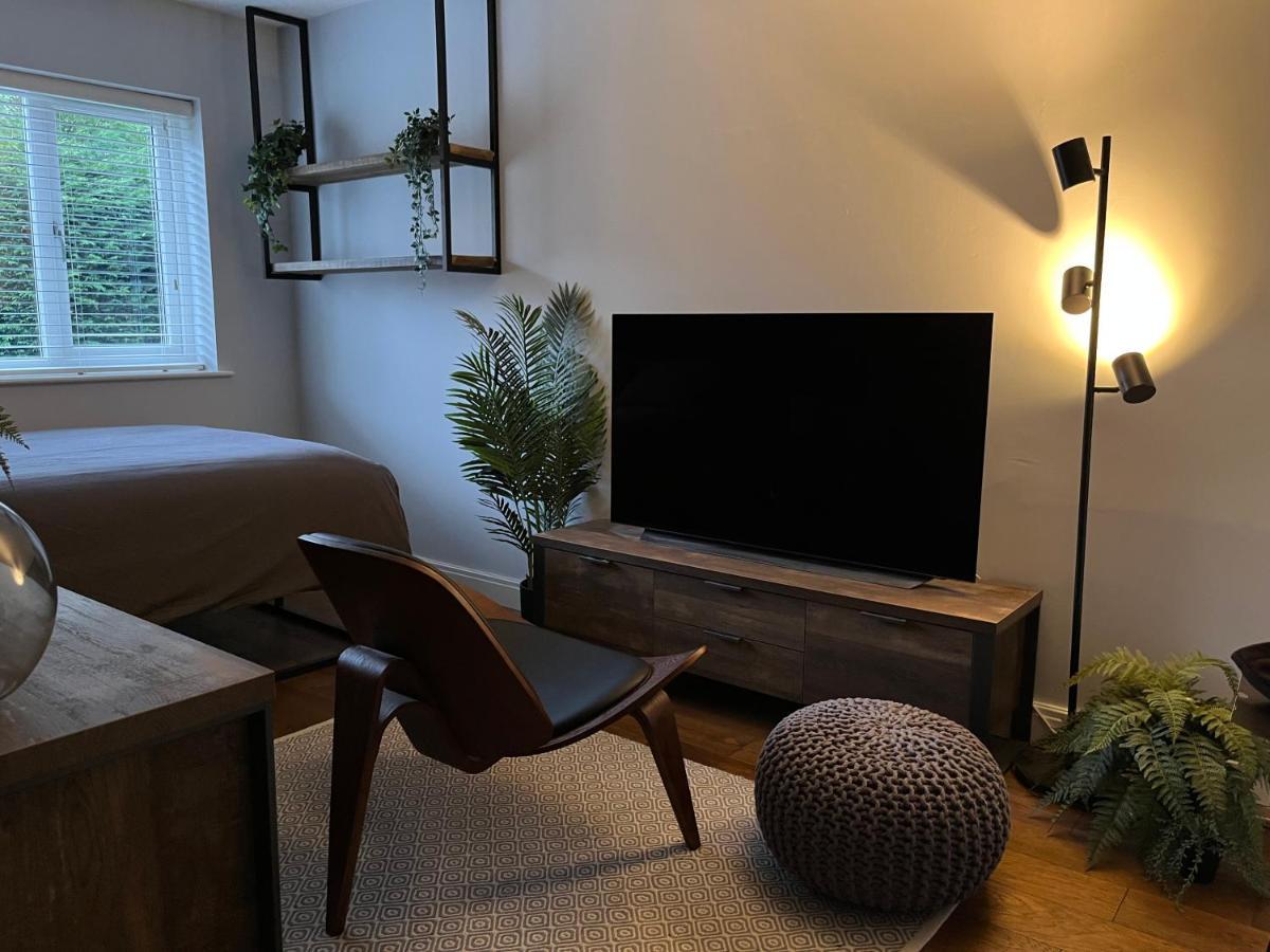 Stunning Beverley Bungalow W Fireplace, Private Parking, And Garden Eksteriør bilde