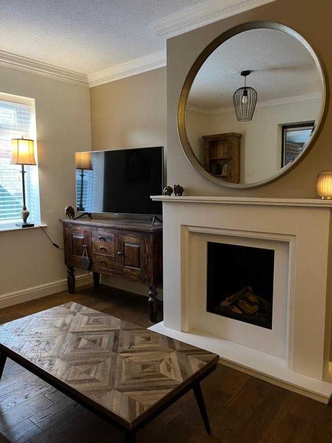 Stunning Beverley Bungalow W Fireplace, Private Parking, And Garden Eksteriør bilde